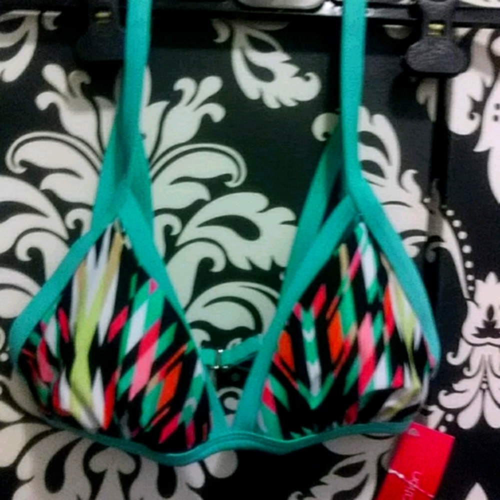 Woman's bikini top
